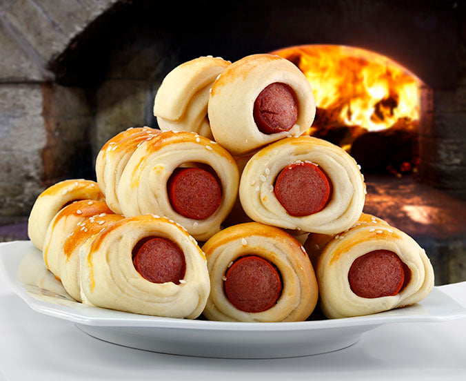 RECIPE-IDEAS-BOURBON-WHISKEY-GIN-RUM-SPIRIT-INFUSED-BRATWURST-SAUSAGE-IN-A-BLANKET