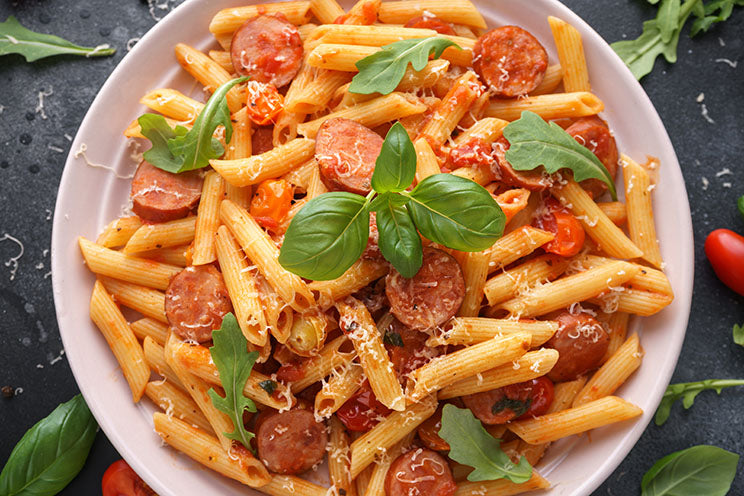 RECIPE-IDEAS-GIN-SPIRIT-INFUSED-BRATWURST-SAUSAGE-PENNE-PASTA