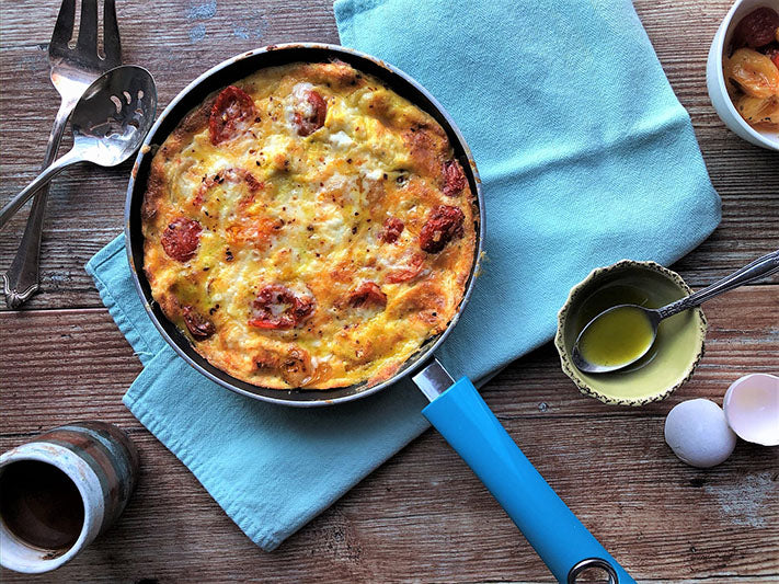 RECIPE-IDEAS-RUM-SPIRIT-INFUSED-BRATWURST-SAUSAGE-FRITTATA-MUENSTER-BASIL-OIL