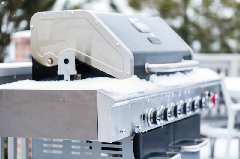How to Prepare a Gas Grill for Winter